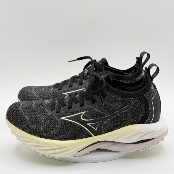 Mizuno Shoes - Mizuno Wave Neo Wind Running Shoes Size‎ 7.5 Womens Black White, New in Box